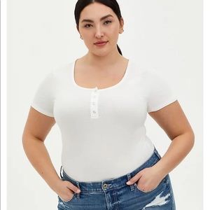 Torrid Henley Tee Ribbed White Scoop Neck
